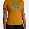 BROOKS DISTANCE SHORT SLEEVE 2.0 - T-Shirt Print - Ochre Run With Nature
