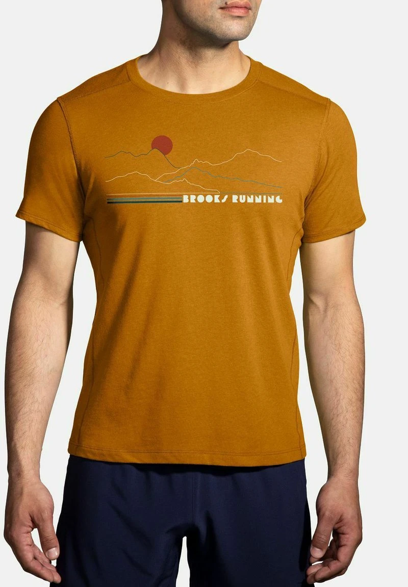 BROOKS DISTANCE SHORT SLEEVE 2.0 - T-Shirt Print - Ochre Br Mountain Run 3 BROOKS DISTANCE SHORT SLEEVE 2.0 - T-Shirt Print - Ochre Br Mountain Run