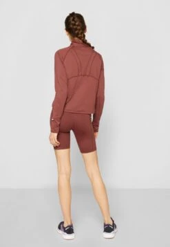 BROOKS Notch Thermal Long Sleeve 2.0 - Langarmshirt - Run Raisin -Brooks Verkaufsgeschäft 348d33c8063242dcaf00301cdfb9e1ca