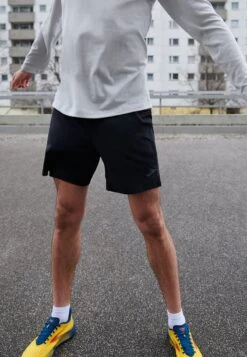 BROOKS Sherpa 7" 2-in-1 Short - Kurze Sporthose - Black -Brooks Verkaufsgeschäft 4c4c0892210449f698919efd6c8d2ba1