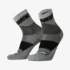 BROOKS HIGH POINT CREW - Sportsocken - Asphalt Black -Brooks Verkaufsgeschäft a29c1dca30284d4c9a1ff1d46a9098eb