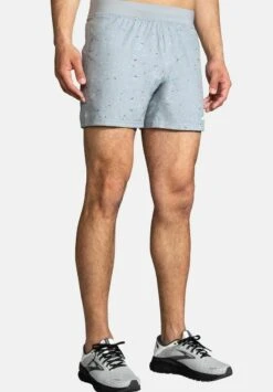 BROOKS SHERPA 5" SHORT - Kurze Sporthose - Pikes Peak Speckle Print