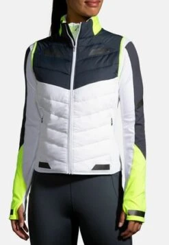 BROOKS ALL ALTITUDE JACKET - Softshelljacke - Lagoon 13 BROOKS ALL ALTITUDE JACKET - Softshelljacke - Lagoon -Brooks Verkaufsgeschäft cc2da9c62ee64137a7208067d8d4454e 1