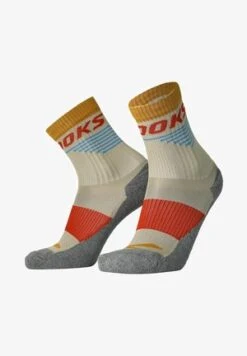 BROOKS HIGH POINT QUARTER - Sportsocken - Asphalt Black -Brooks Verkaufsgeschäft f70e8c0f75e14040afdbd55312cf8f33 1